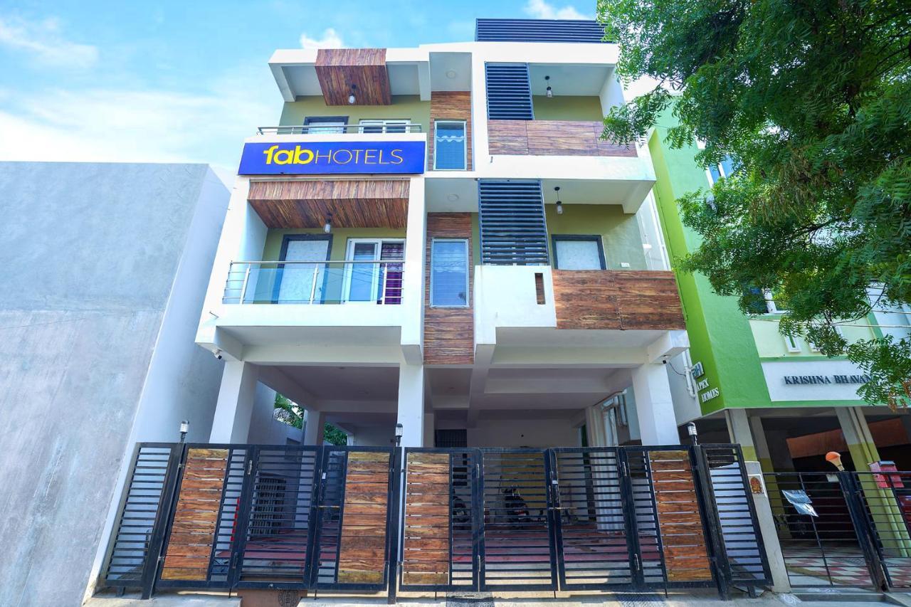 Fabexpress Town Space Apartment - Nr Gopalakrishna Theatre Chennai Exterior foto